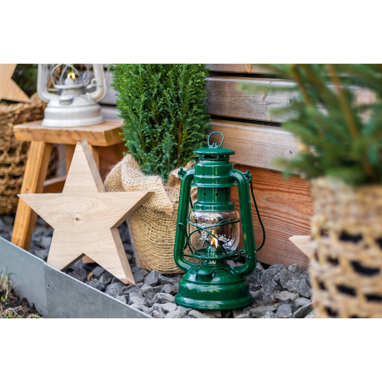 Feuerhand Sturmlaterne 'Baby Special 276', Moosgrün, 26,5 X 13,5 X 15 Cm 4 Feuerhand Sturmlaterne 'Baby Special 276', Moosgrün, 26,5 X 13,5 X 15 Cm – Bild 2